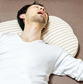 睡眠時無呼吸症候群に痛風が合併するのか？